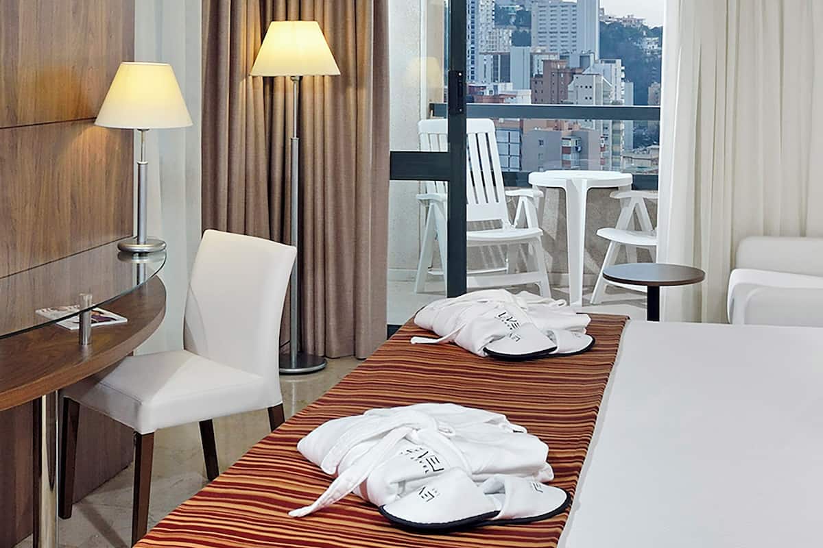 1 bedroom, minibar, in-room safe, desk