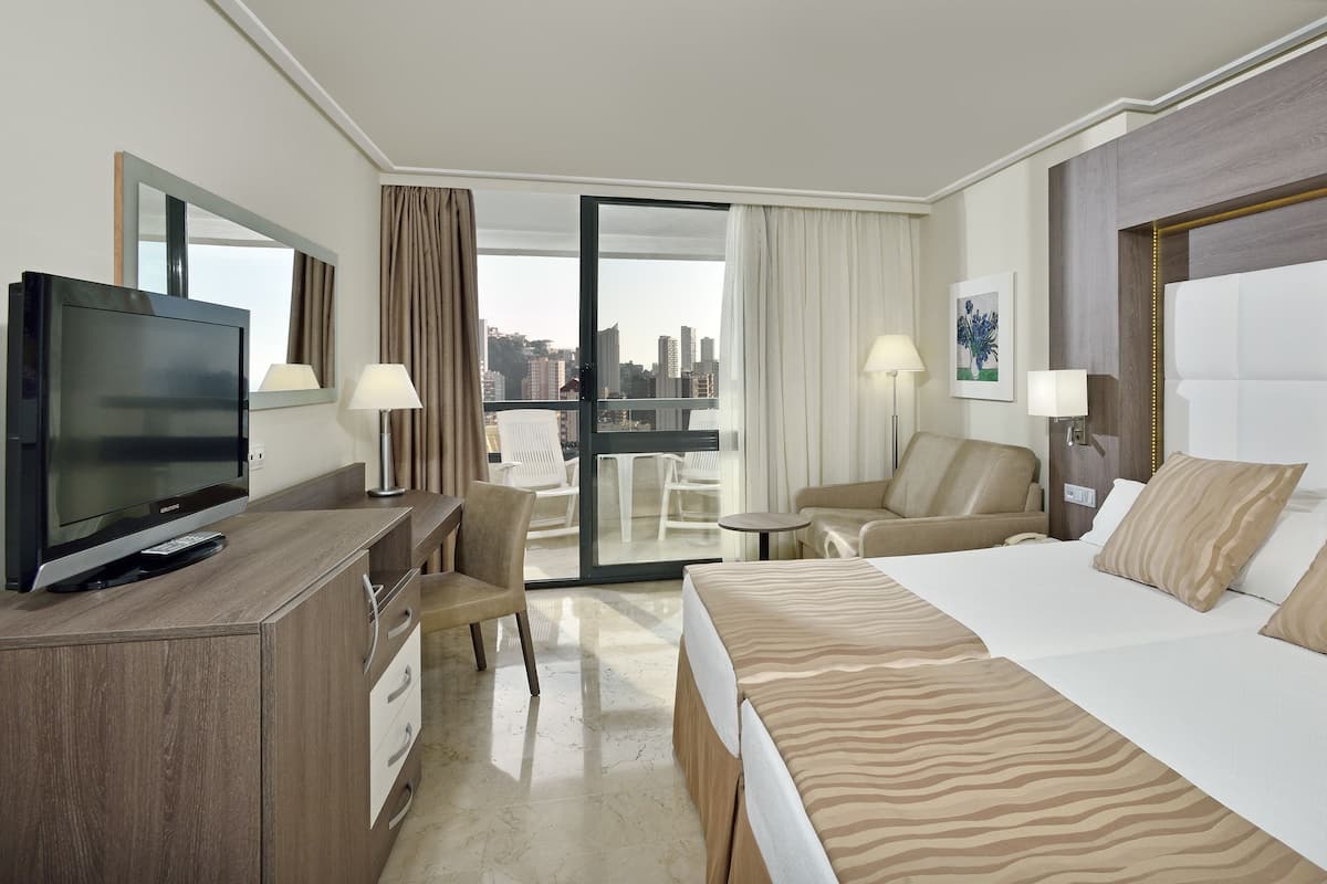 1 bedroom, minibar, in-room safe, desk