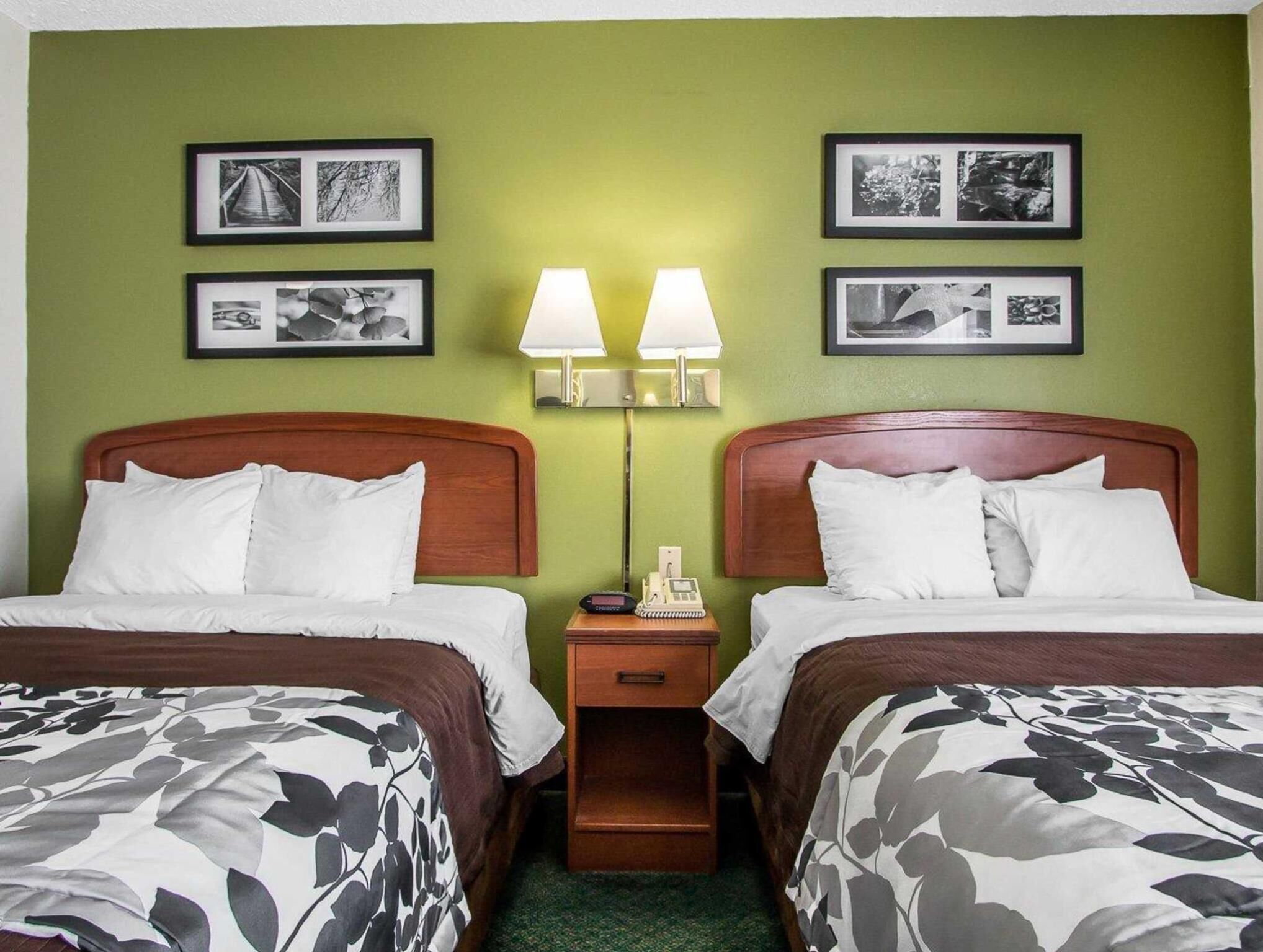 Desk, blackout drapes, iron/ironing board, free WiFi