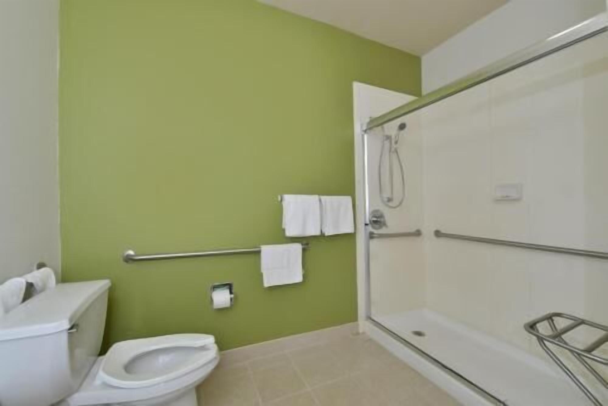 Bathroom | Hair dryer, towels