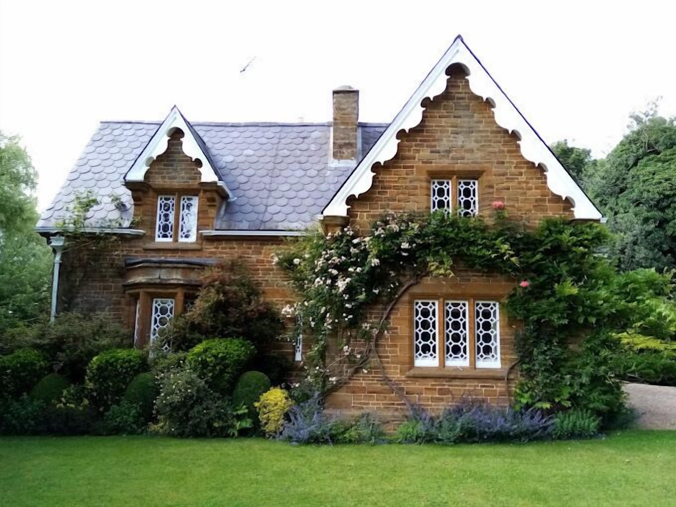 Photo - Travel Plaza Hotel