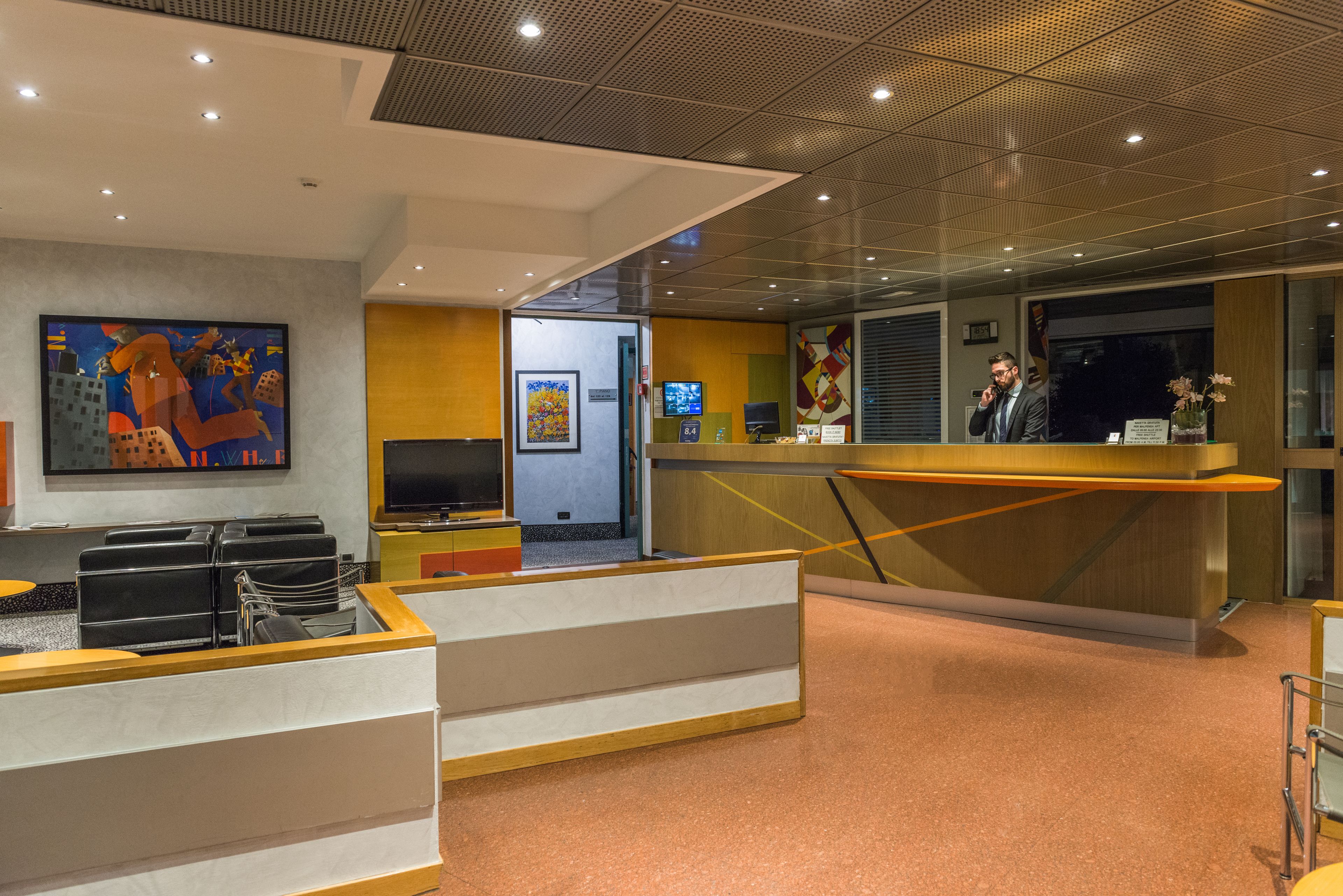 Petit déjeuner buffet (10 EUR par personne)