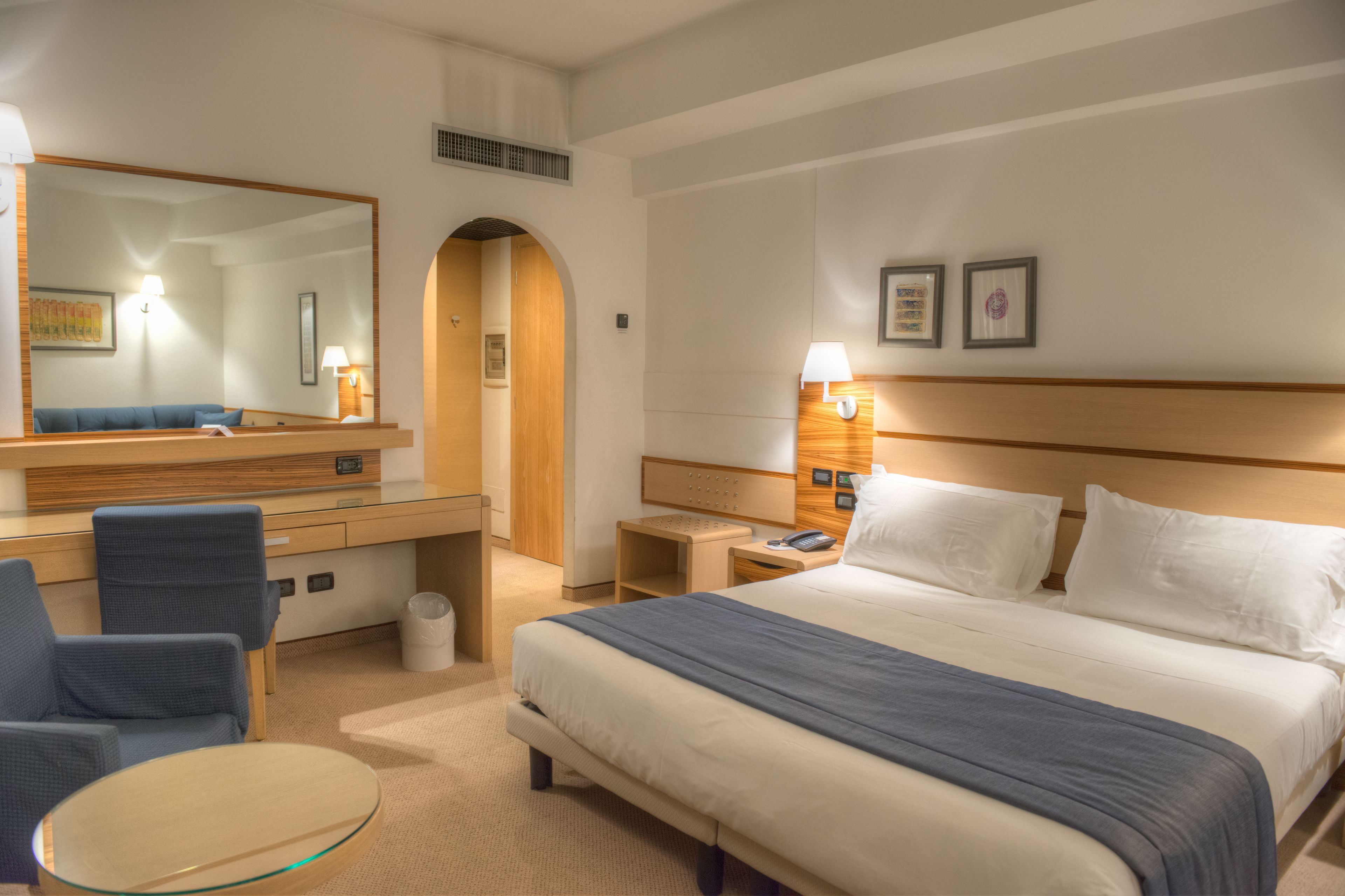 1 bedroom, minibar, in-room safe, desk