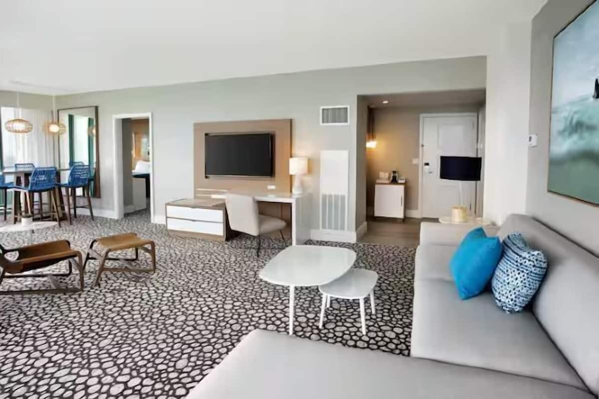 Living area | 55-inch flat-screen TV with cable channels, TV, pay films