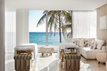 Sports facility at Diplomat Beach Resort Hollywood, Curio Collection by Hilton