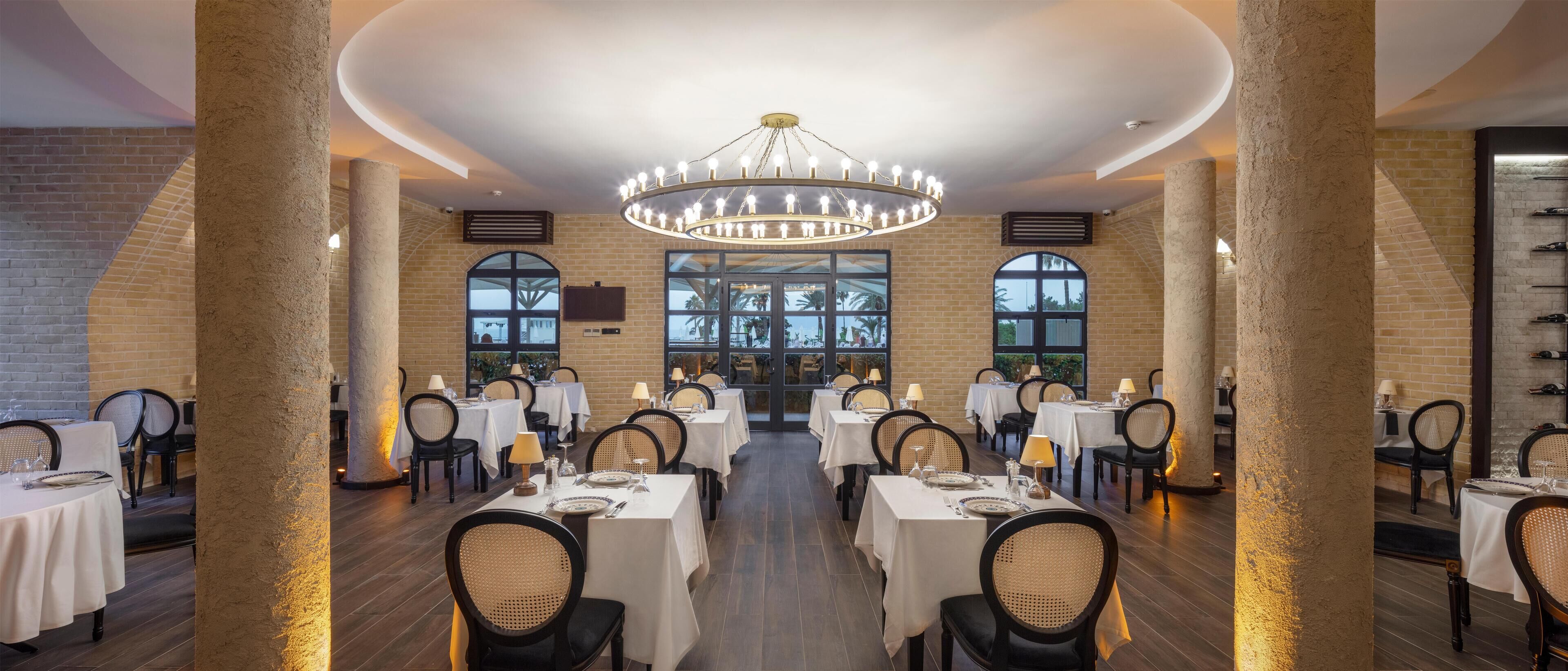 4 ravintolaa, joissa tarjoillaan aamiainen; kansainvälinen keittiö