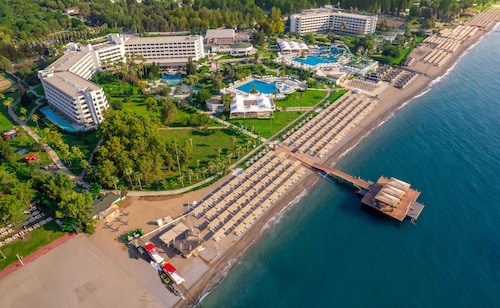  Mirage Park Resort - Premium All Inclusive