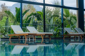 Indoor pool, 2 outdoor pools, pool umbrellas, sun loungers - Mirage Park Resort - All Inclusive (Kemer)