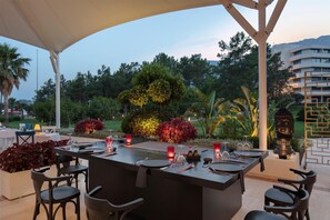 4 Restaurants, Frühstück, Mittagessen, Abendessen, internationale Küche