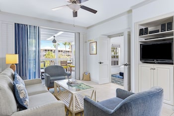 Room, 2 Bedrooms | Living area | Flat-screen TV, DVD player, iPod dock at Hyatt Vacation Club at Beach House, Key West