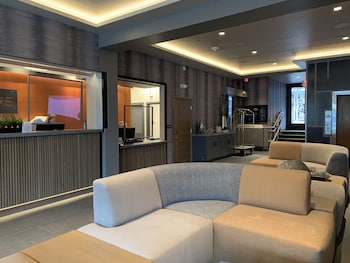 Sitting area in hotel lobby at Aspen Square Condominium Hotel