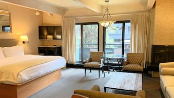 Standard Studio Suite | 1 bedroom, premium bedding, in-room safe, individually decorated