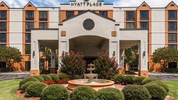 Mặt tiền nơi lưu trú