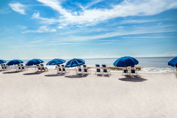 On the beach - Palette Resort Myrtle Beach (Myrtle Beach)