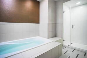 Hair dryer, towels - Fairfield Inn & Suites Odessa (Odessa)