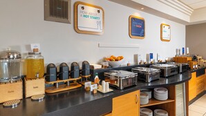 包含每日自助早餐