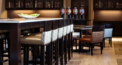 Hampton Inn & Suites by Hilton Montreal-Dorval