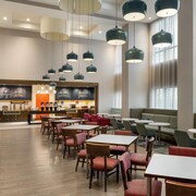 Hampton Inn & Suites by Hilton Montreal-Dorval