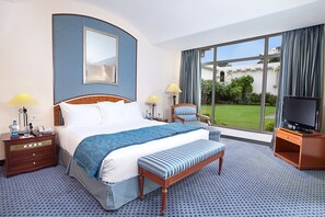 Premium bedding, pillowtop beds, minibar, in-room safe - Welcomhotel by ITC Hotels, Alkapuri, Vadodara (Vadodara)