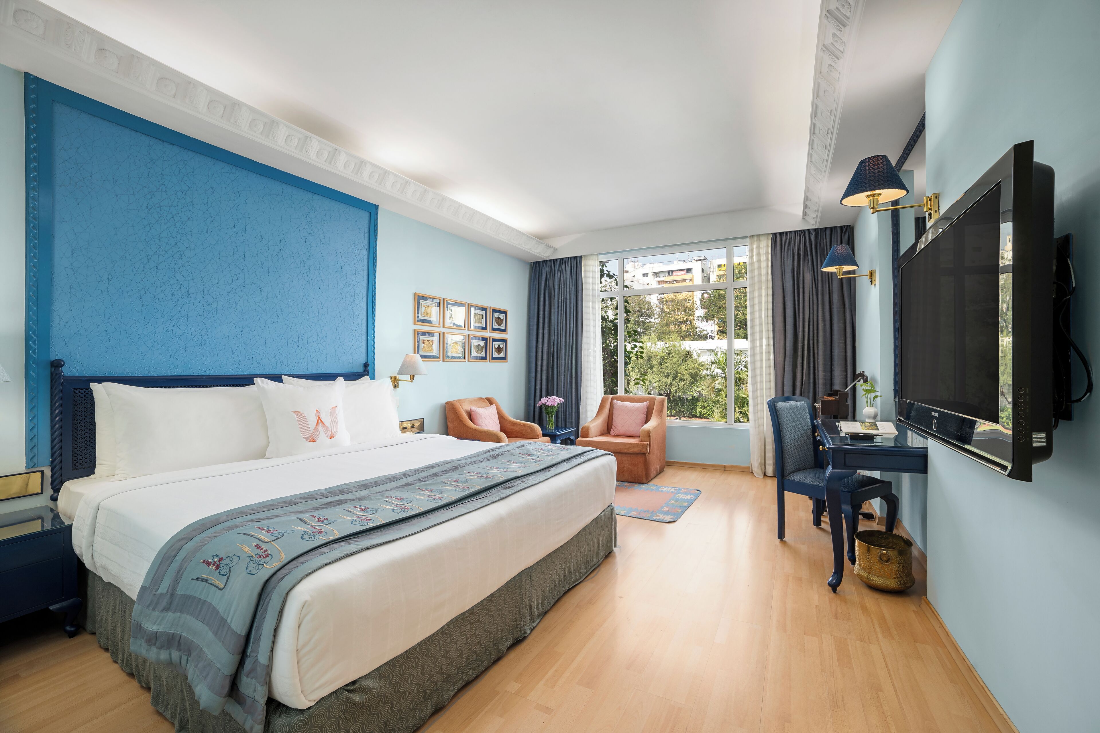 suite, 1 king bed, pool view (ethnic suite) | 1 bedroom, premium bedding, pillow-top beds, minibar