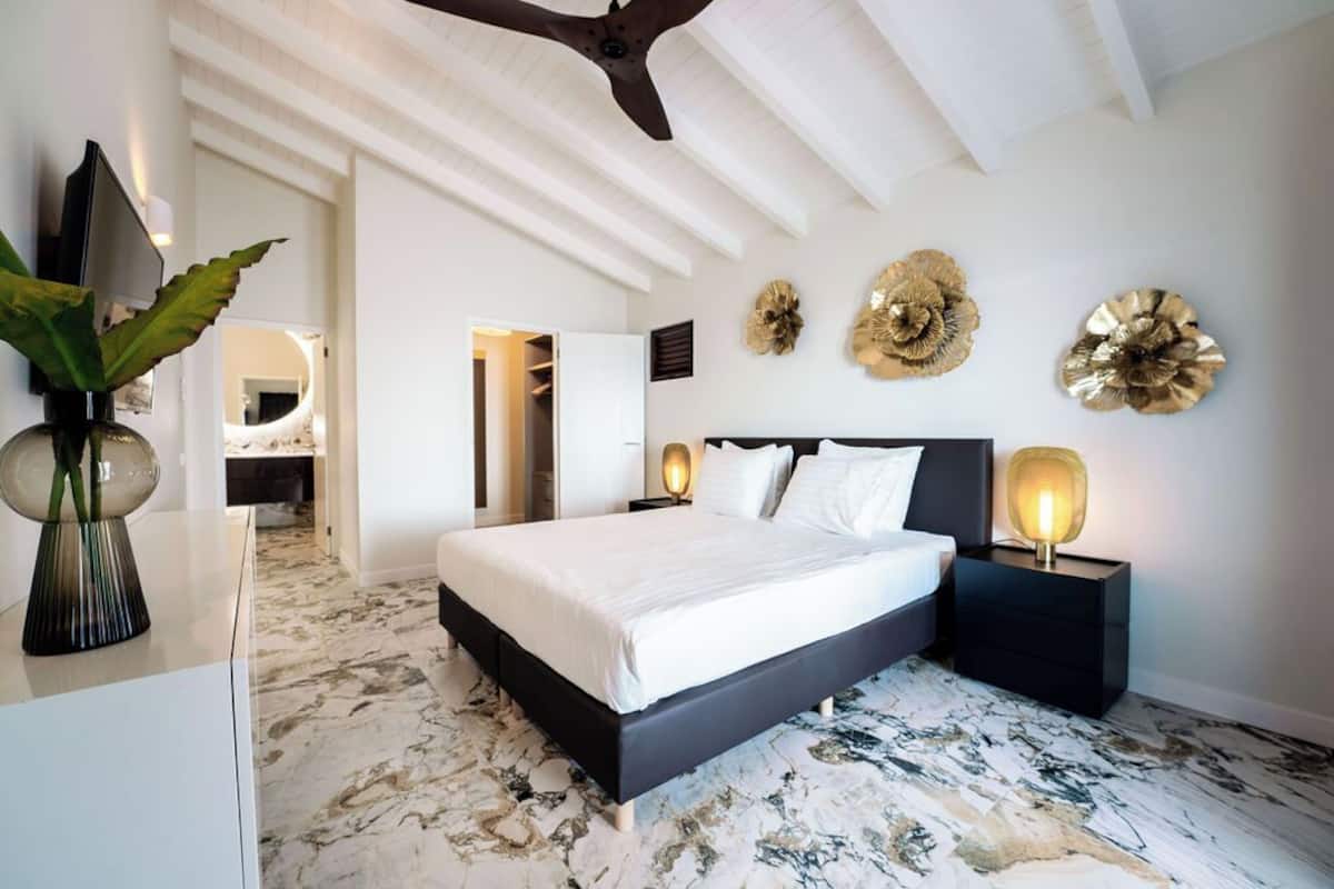 Presidential Suite, 5 Bedrooms, Private Pool | 2 bedrooms, in-room safe, iron/ironing board, free WiFi