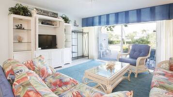 Condo, 2 Bedrooms, Ocean View | Living room | Plasma TV, DVD player
