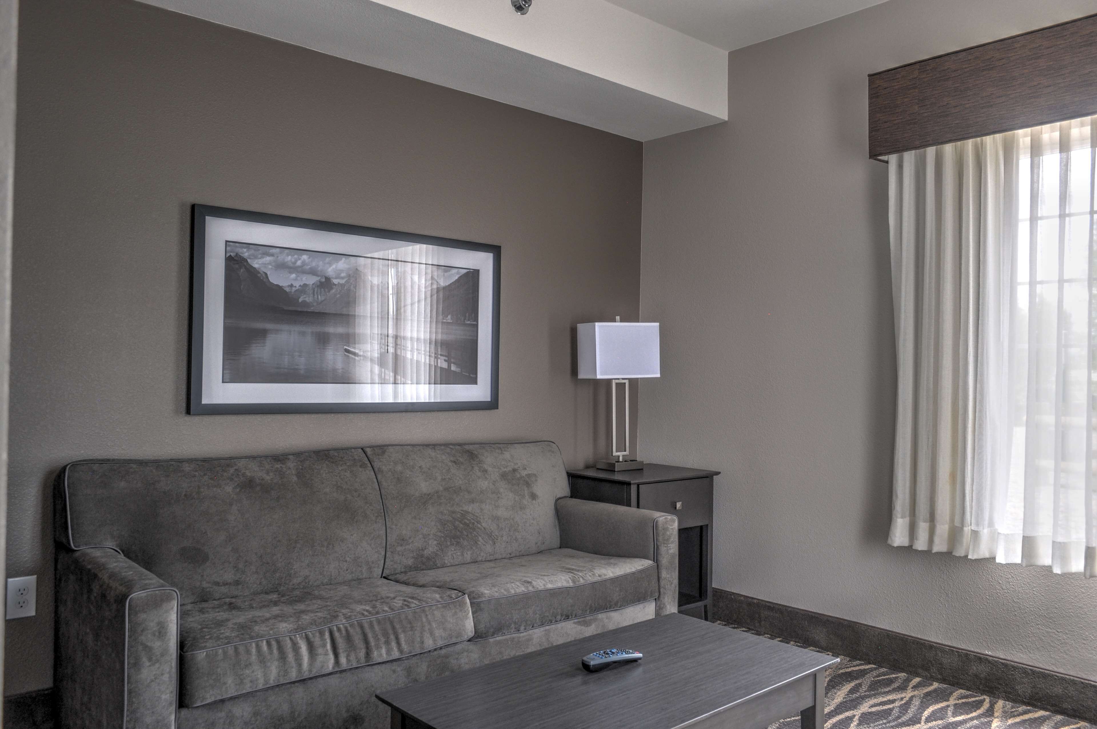 suite, 1 king bed, non smoking, fireplace | premium bedding, pillow-top beds, in-room safe, desk