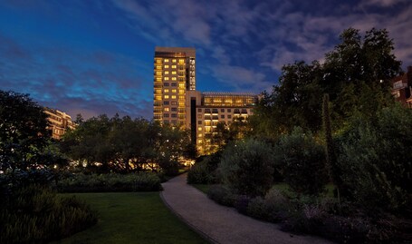 Jumeirah Carlton Tower London - view 3