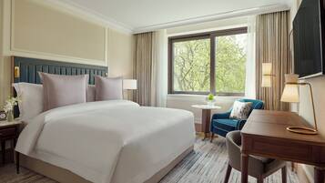 Minibar, in-room safe, desk, blackout curtains