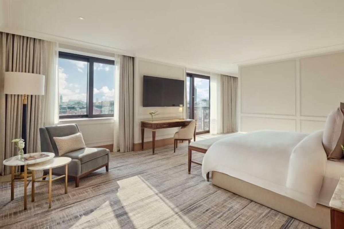 Minibar, in-room safe, desk, blackout drapes