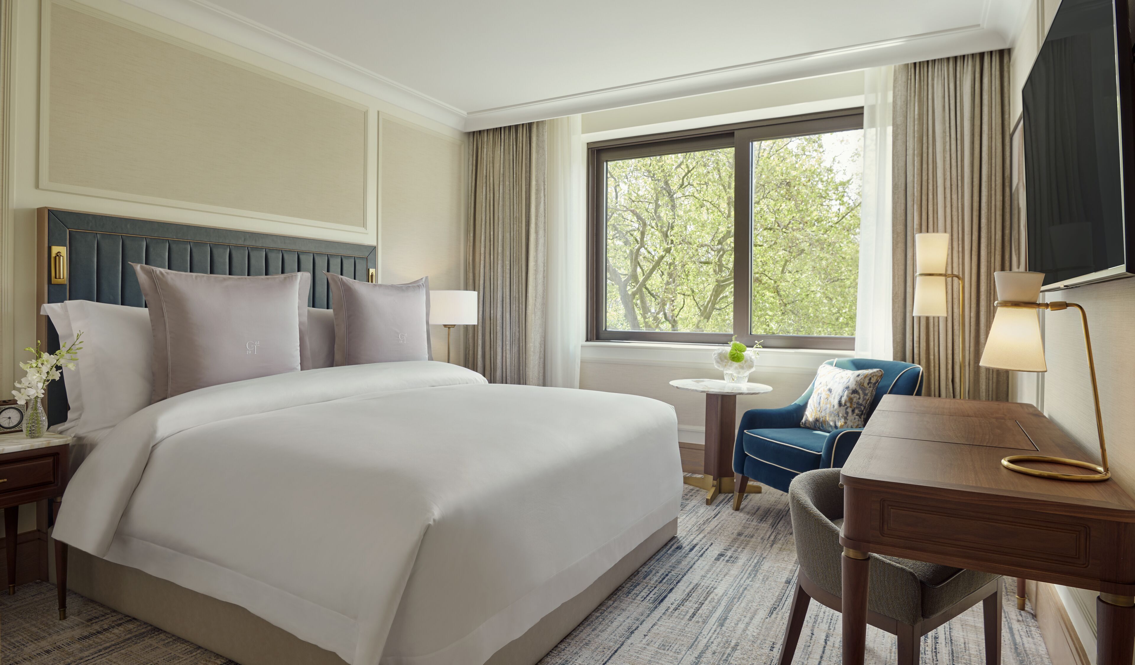 Minibar, in-room safe, desk, blackout drapes