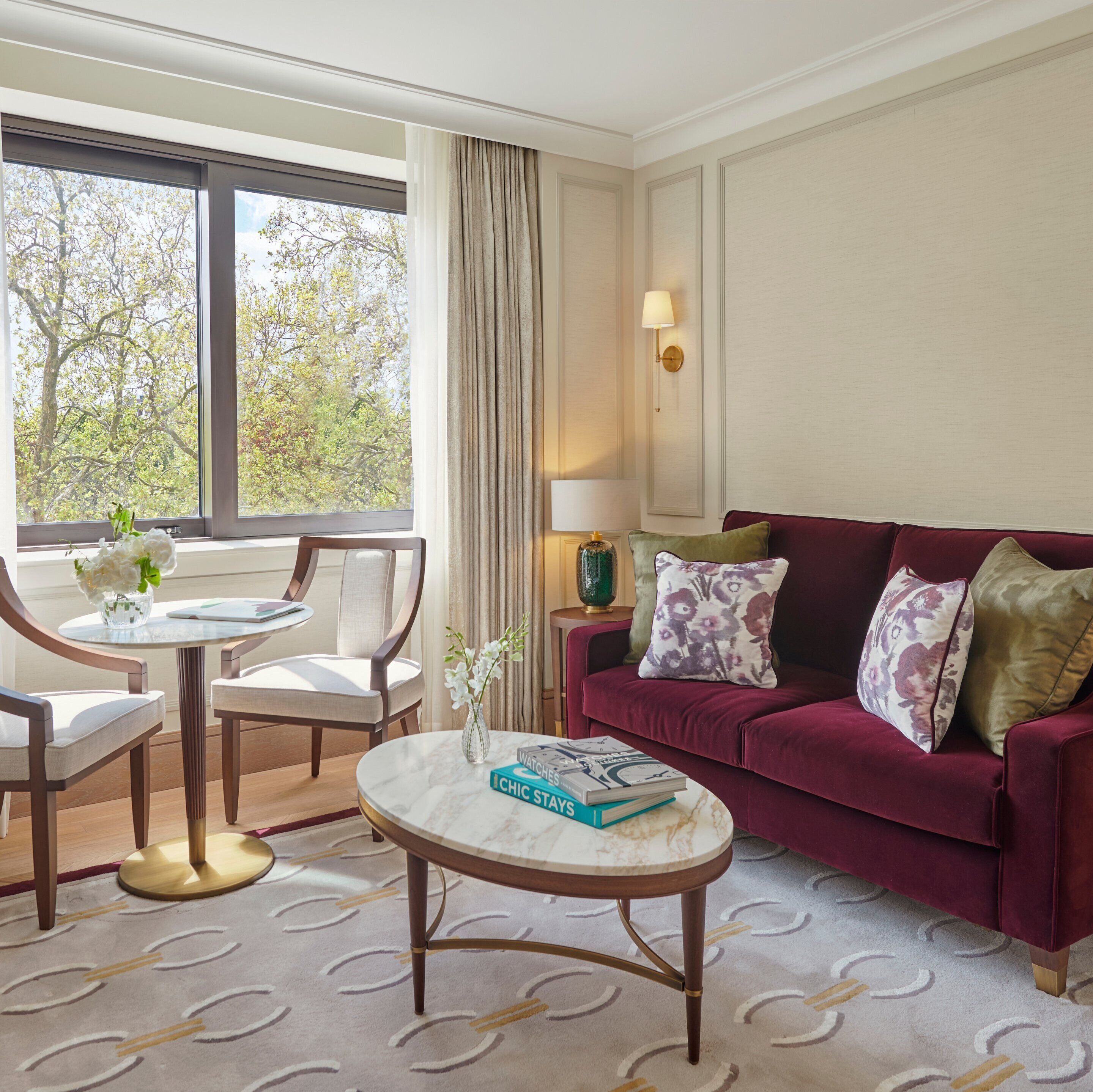 套房 (Garden) | 迷你吧、客房内保险箱、办公桌、遮光窗帘