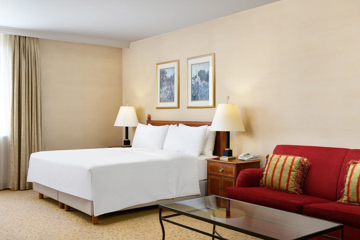 Premium bedding, pillow-top beds, in-room safe, desk