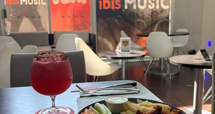 ibis Monterrey Valle