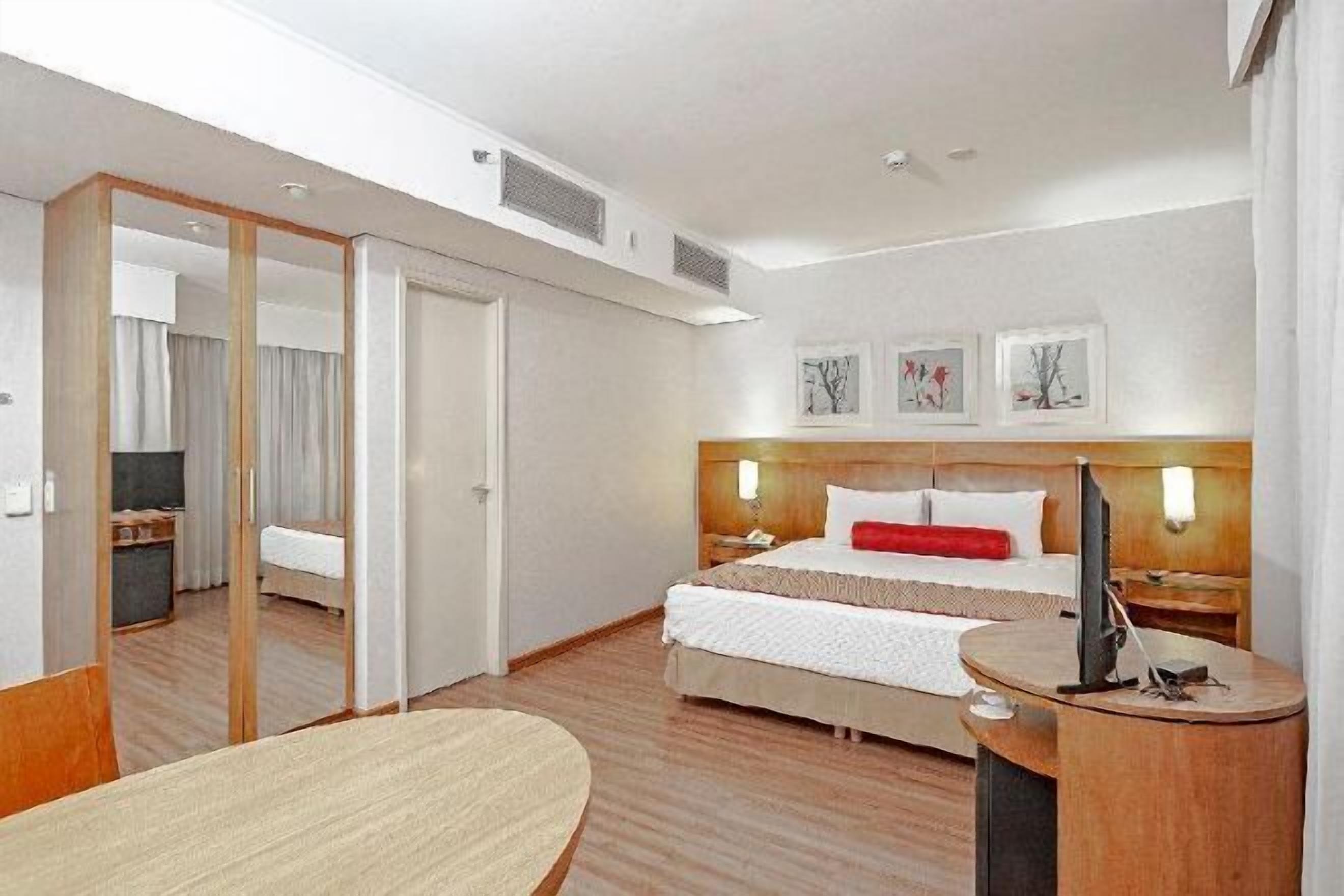 Minibar, in-room safe, desk, blackout drapes