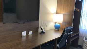 Premium bedding, pillowtop beds, desk, laptop workspace