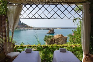 Couples treatment room(s), Turkish bath/hammam, body treatments