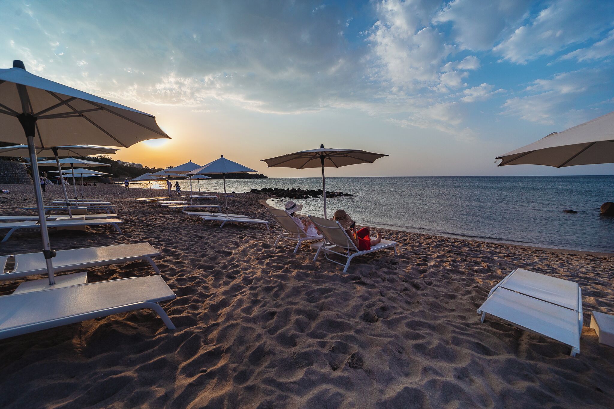 private beach nearby, white sand, free beach shuttle, sun-loungers