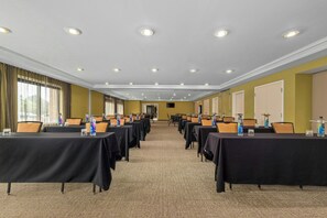 สถานที่จัดงานประชุม