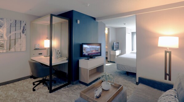 1 bedroom, in-room safe, desk, iron/ironing board