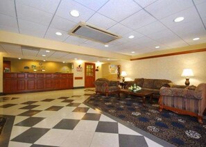 Lobby - Quality Inn & Suites Bensalem (Bensalem)