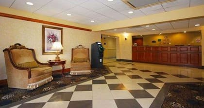 Quality Inn & Suites Bensalem