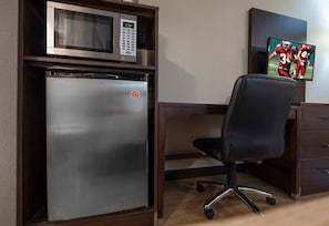 1 dormitorio, caja fuerte, escritorio