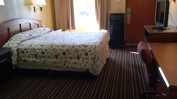 In-room safe, desk, free WiFi, bed sheets