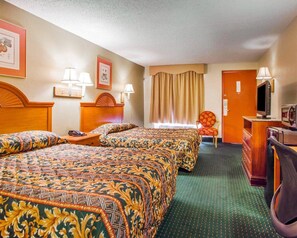 In-room safe, desk, free WiFi, bed sheets - Rodeway Inn Mount Laurel Hwy 73 (Mount Laurel)