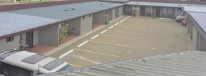 Self-parking (surcharge) 5 per night