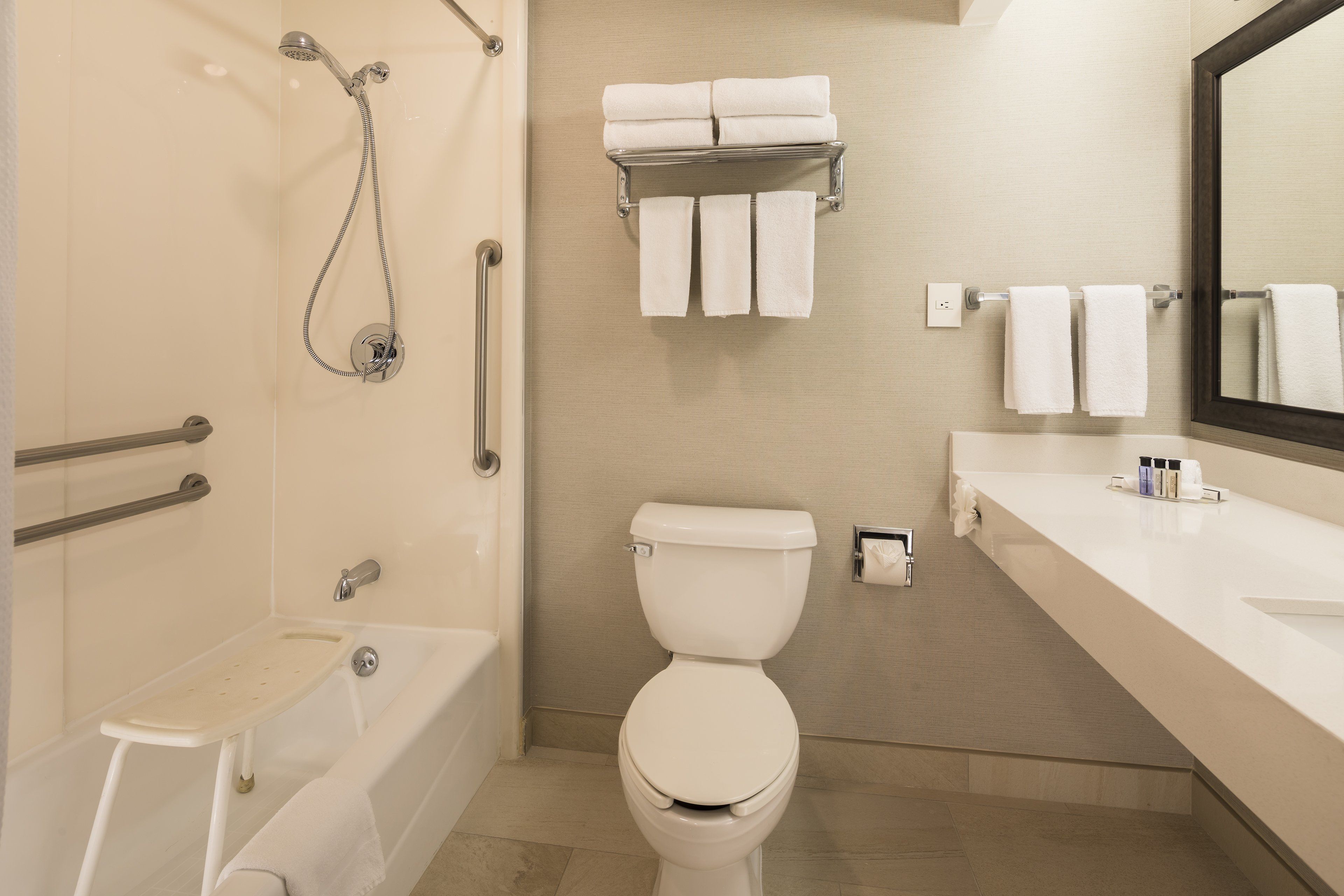 combined shower/bathtub, hair dryer, dressing gowns, towels