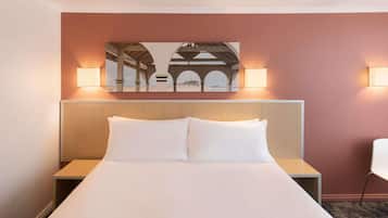 1 bedroom, in-room safe, laptop workspace, blackout curtains