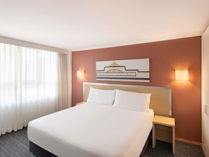 1 bedroom, in-room safe, laptop workspace, blackout curtains