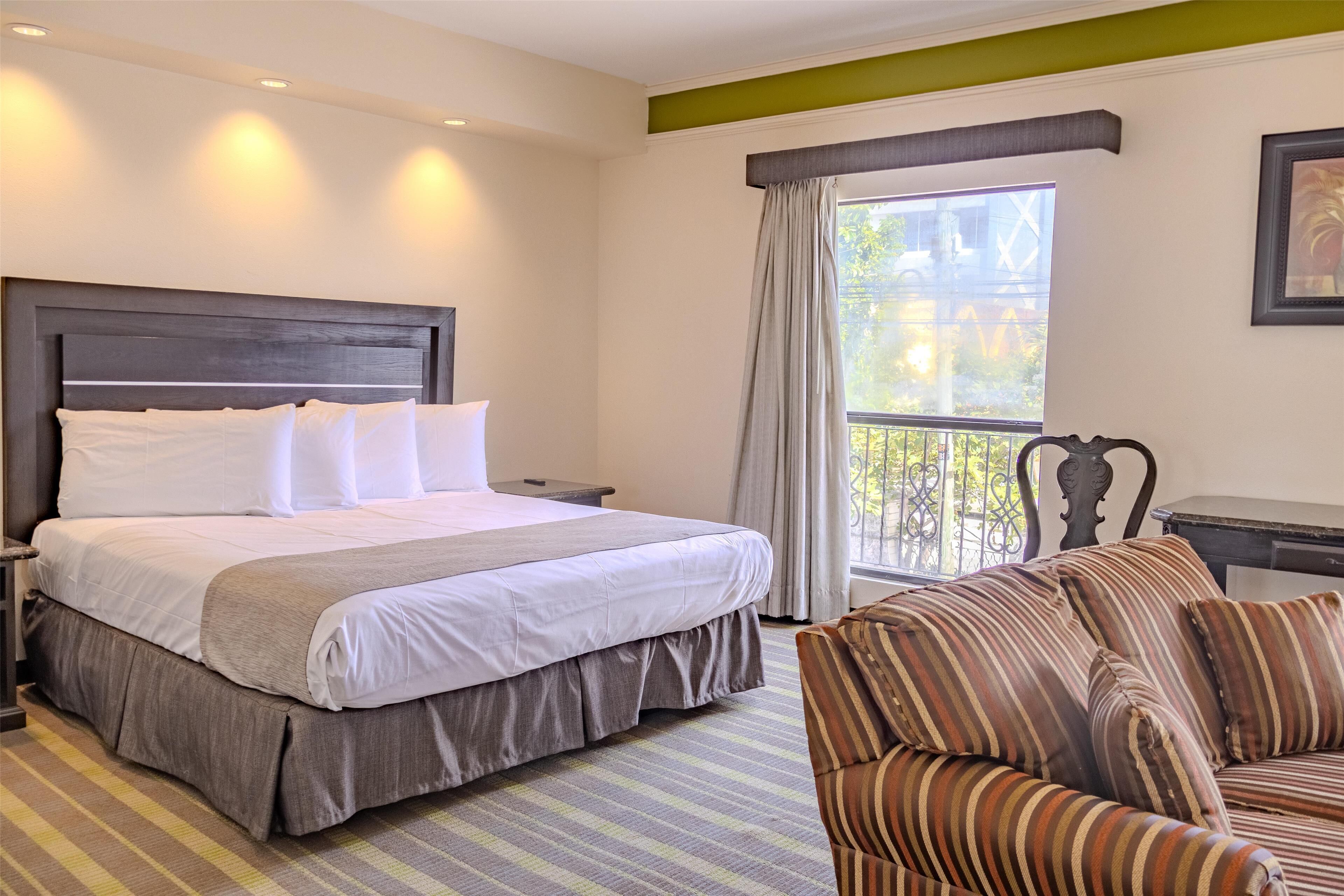 Suite, 1 cama King size, para no fumadores | Caja de seguridad en la habitación y decoración personalizada 